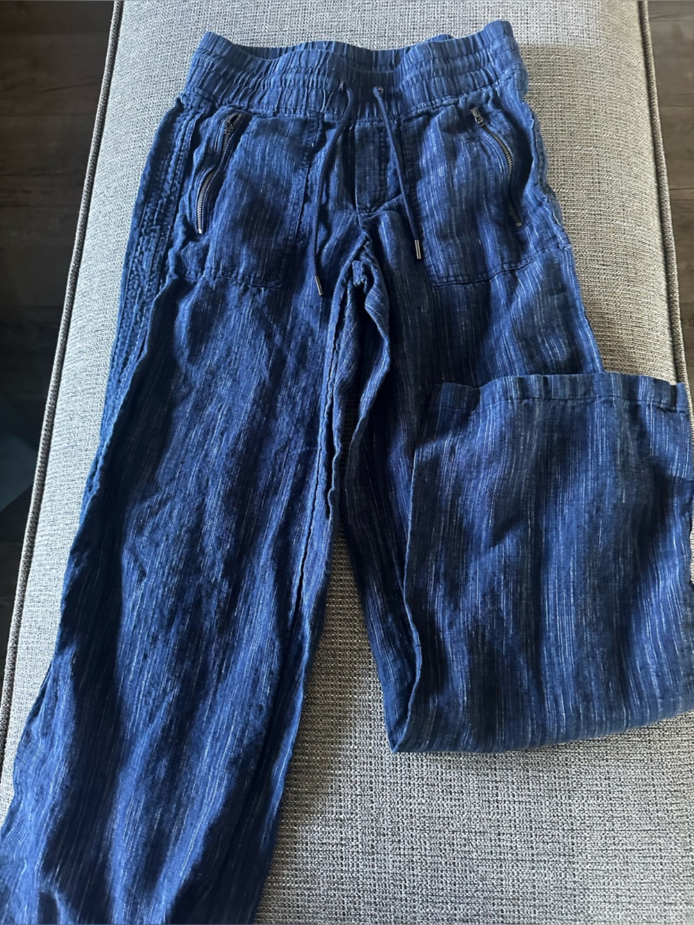 Athleta women’s  Deep Navy Relaxed Drawstring Jeans